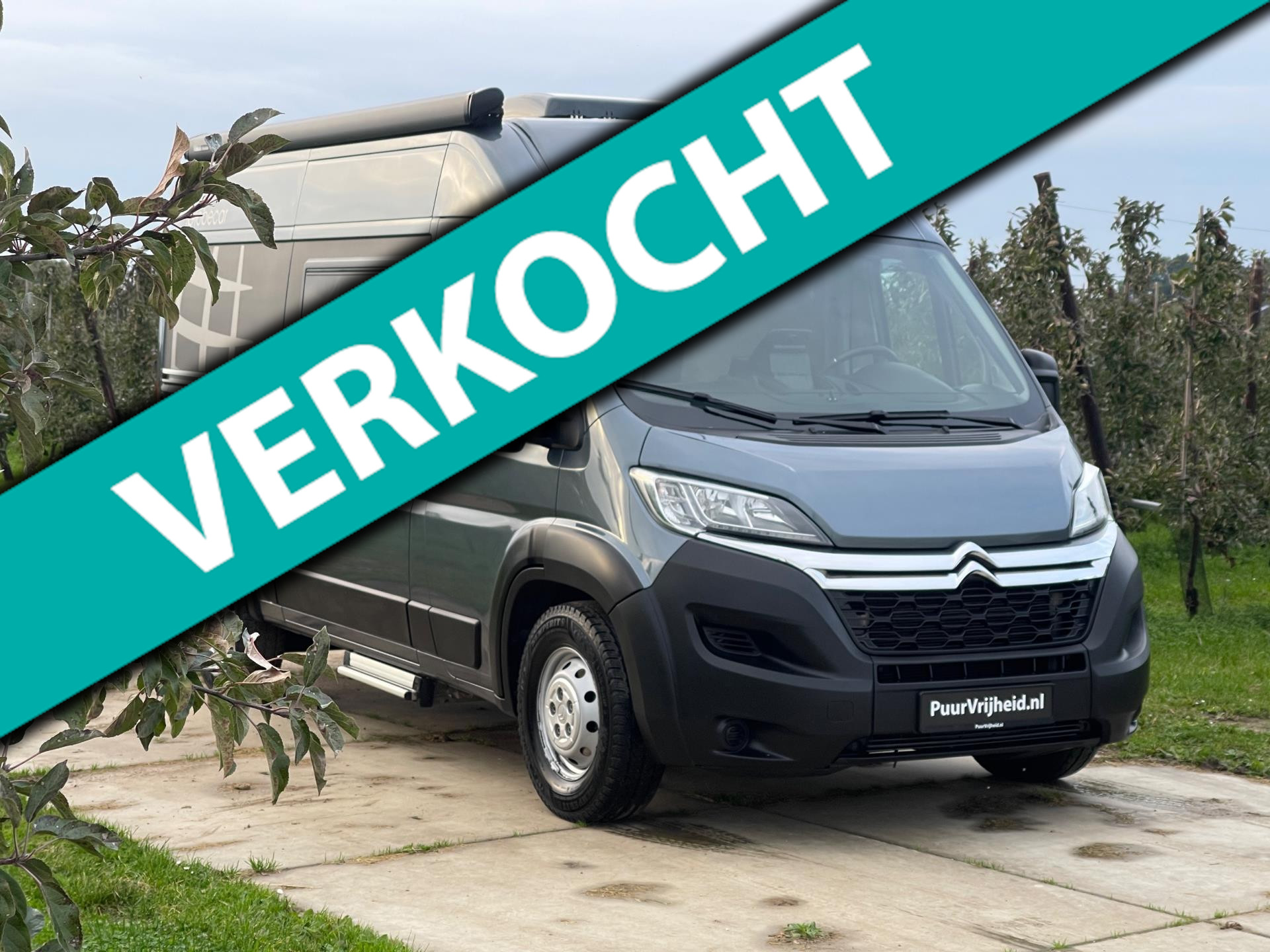 Pössl Roadcamp R 540 Globecar Roadcamp R 540 Koelkast Kopse kant, Prachtige afwerking! 47989777-0.jpg | Puur Vrijheid